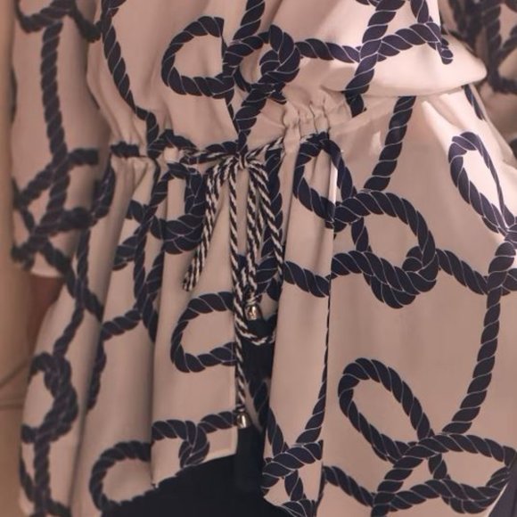 MELANIE LYNE: Rope Print Pointed Hemline Blouse - white & navy - Picture 3 of 6